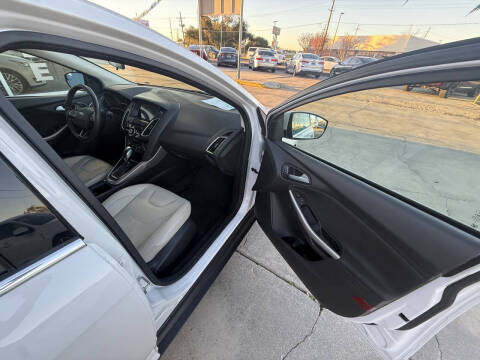 2018 Ford Focus Titanium