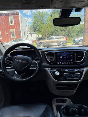 2018 Chrysler Pacifica Touring L Plus