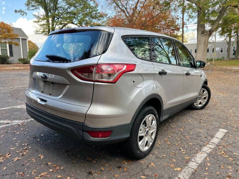 2016 Ford Escape S
