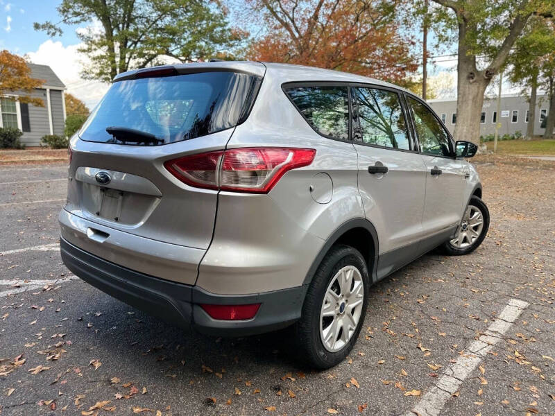 2016 Ford Escape S