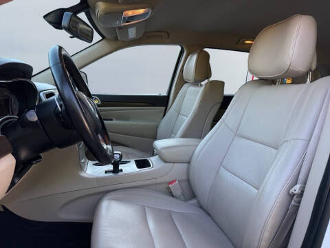 2015 Jeep Grand Cherokee Laredo