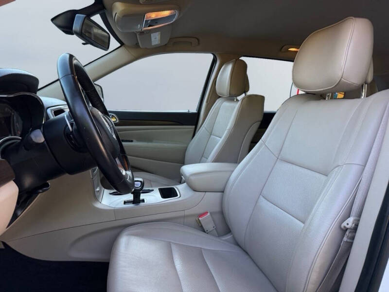 2015 Jeep Grand Cherokee Laredo