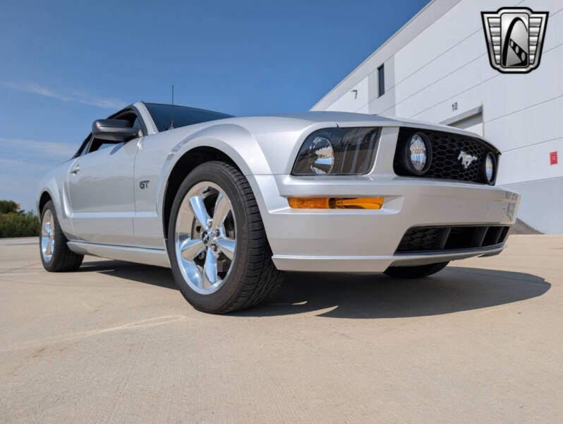2005 Ford Mustang