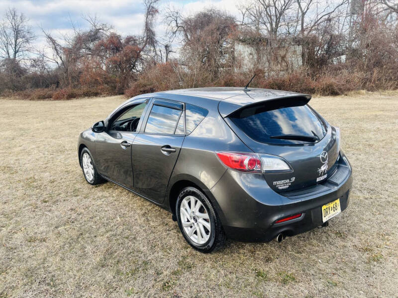 2013 Mazda MAZDA3 i Touring