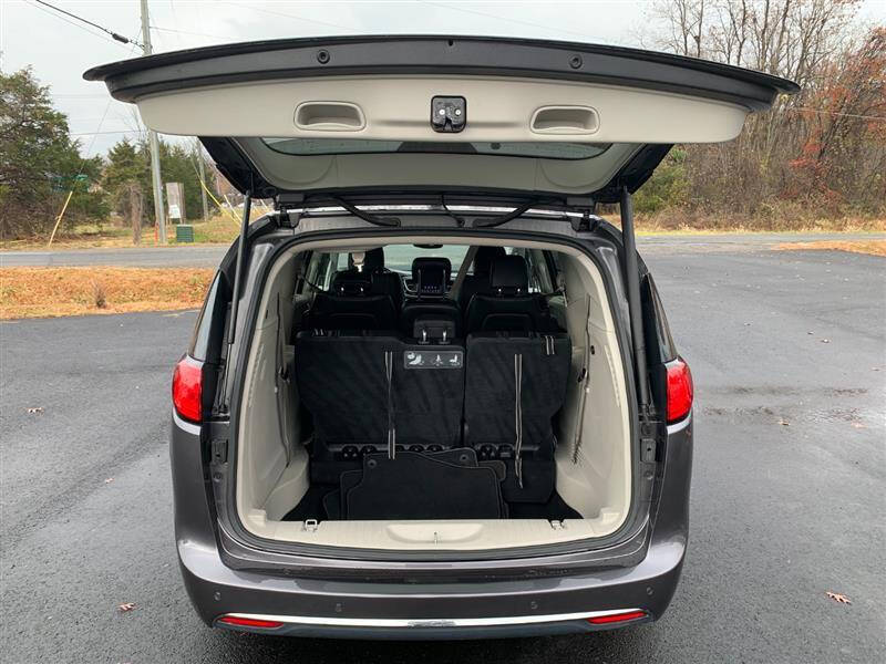 2019 Chrysler Pacifica Touring L