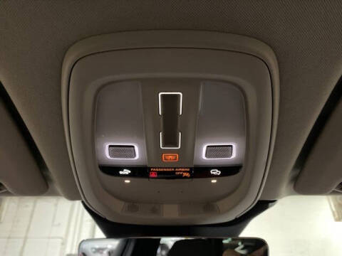 2025 Volvo XC60 B5 Plus Dark Theme