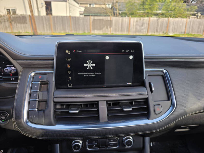 2023 GMC Yukon XL SLT