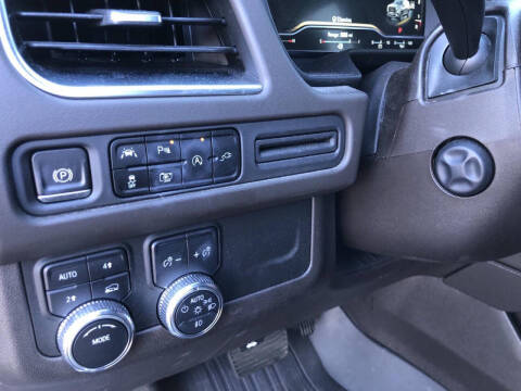 2022 GMC Yukon XL SLT