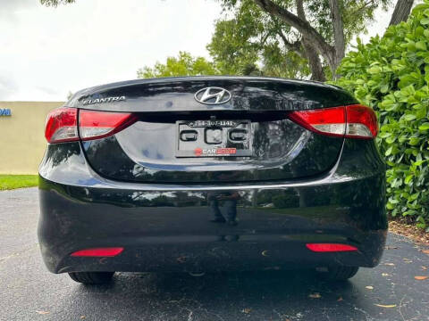 2012 Hyundai Elantra