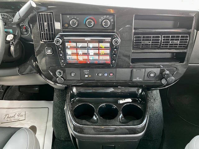 2023 Chevrolet Express 2500