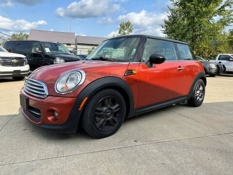 2012 MINI Cooper Hardtop for sale at 82 Motors in Columbia Station OH