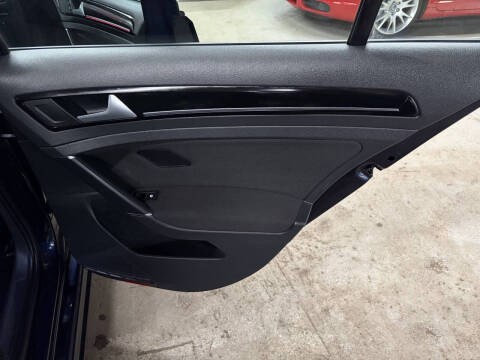 2015 Volkswagen Golf GTI S