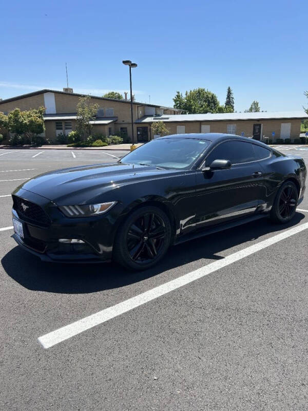 2017 Ford Mustang EcoBoost Premium