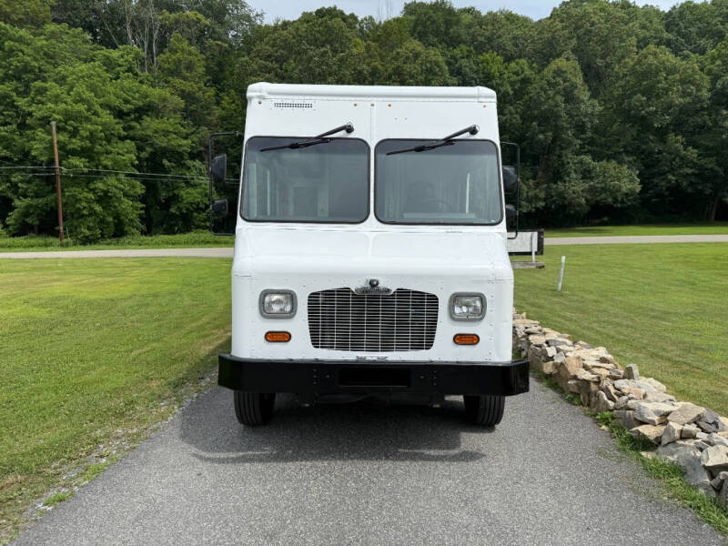 2020 Freightliner MT45 Chassis