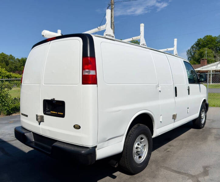 2017 Chevrolet Express 2500