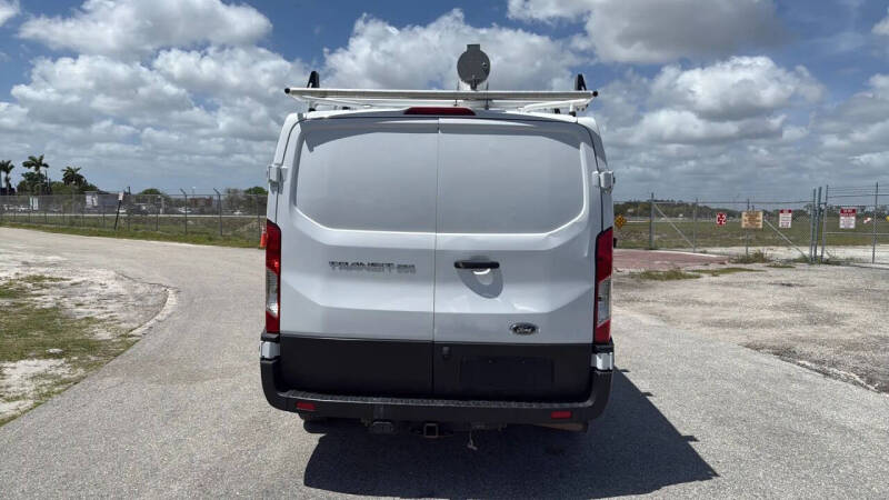 2022 Ford Transit