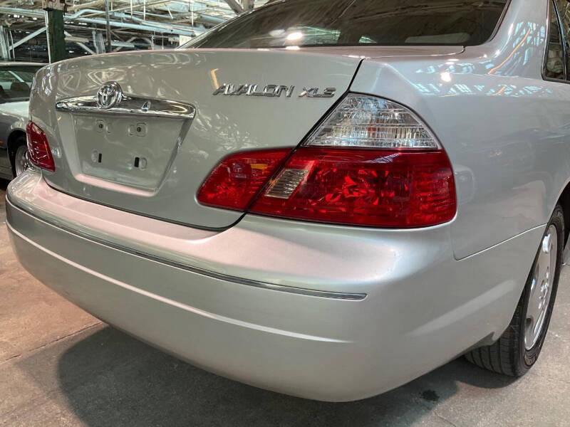 2003 Toyota Avalon XLS