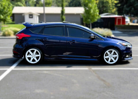 2017 Ford Focus ST