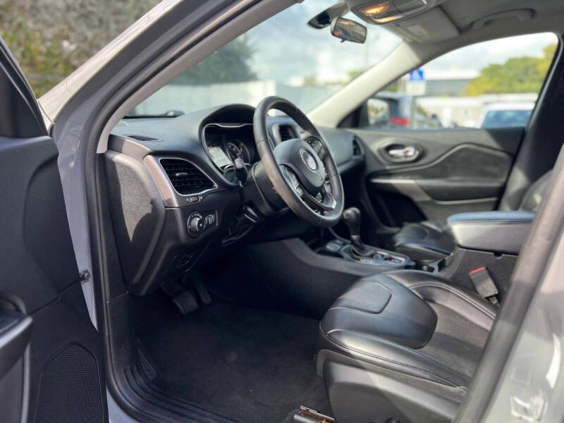 2020 Jeep Cherokee Latitude Plus