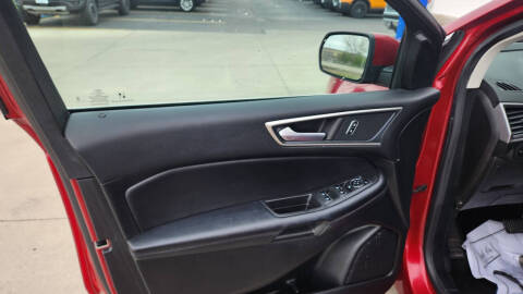 2023 Ford Edge