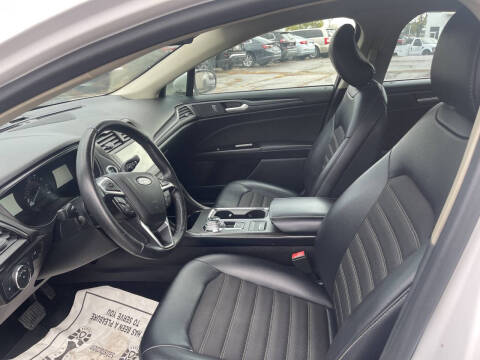 2018 Ford Fusion SE