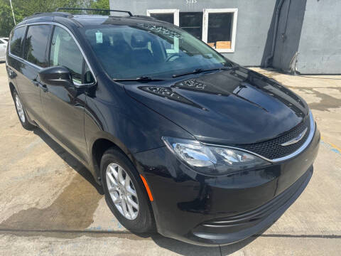 2020 Chrysler Voyager LXi