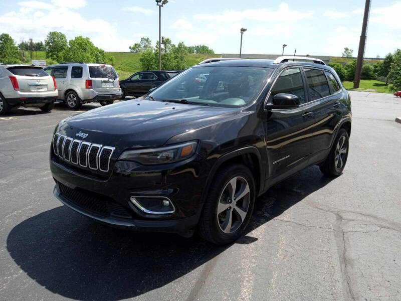 2019 Jeep Cherokee for sale at Hilltop Auto in Clare MI