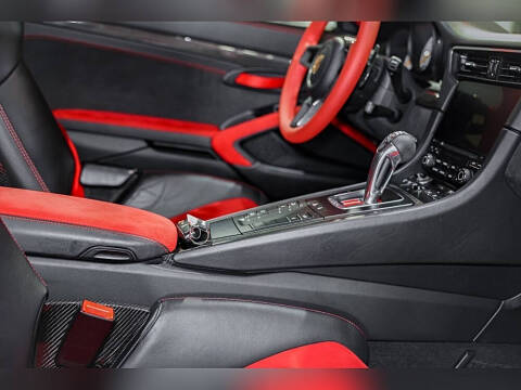 2018 Porsche 911 GT2 RS