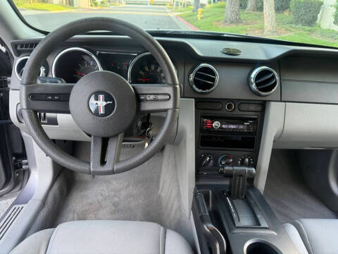 2006 Ford Mustang