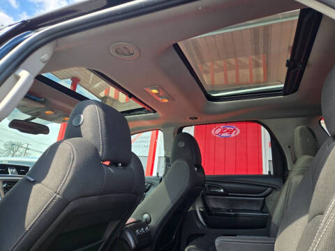 2016 GMC Acadia SLE-2