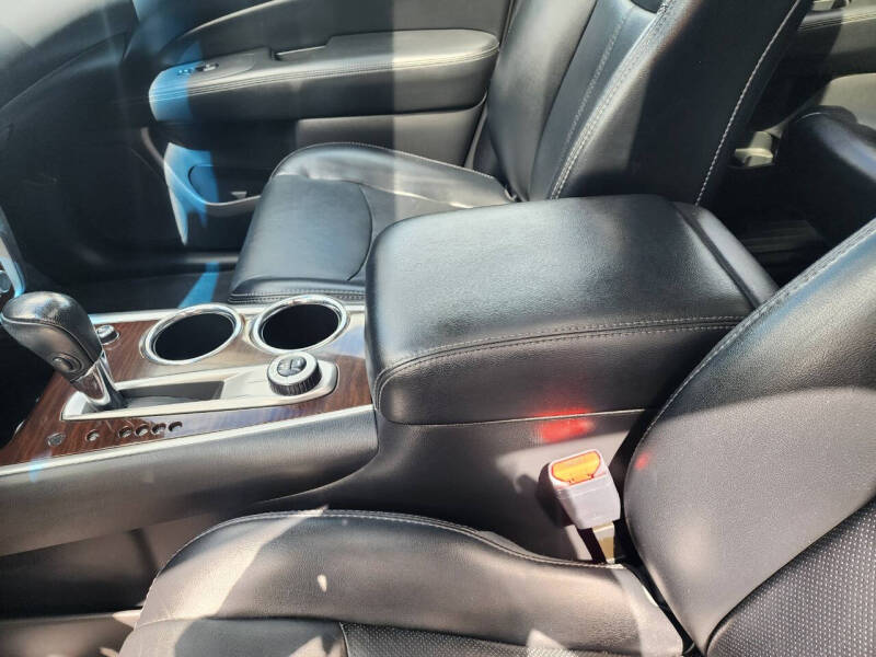 2015 Nissan Pathfinder Platinum