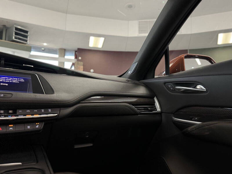 2019 Cadillac XT4 Sport