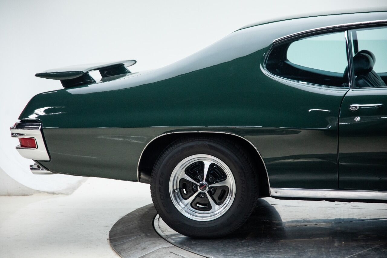 1970 Pontiac GTO 4