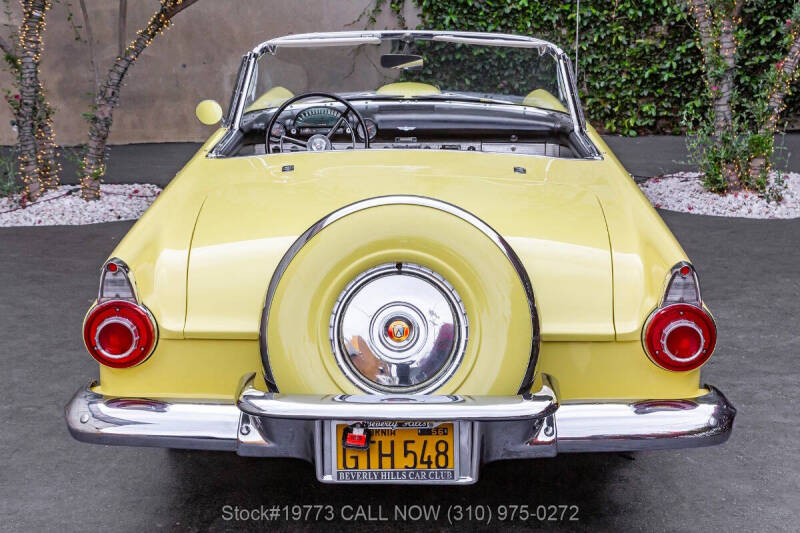 1956 Ford Thunderbird