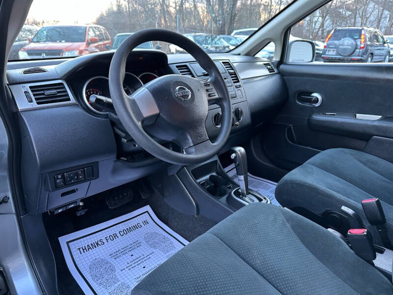 2011 Nissan Versa 1.8 S