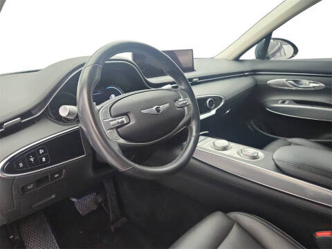 2022 Genesis GV70 2.5T Standard