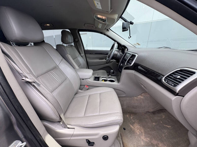 2012 Jeep Grand Cherokee Laredo
