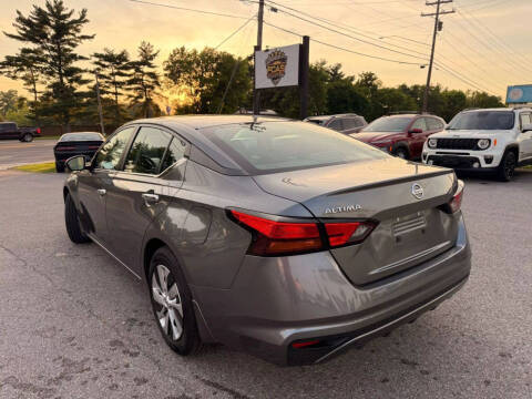 2022 Nissan Altima 2.5 S