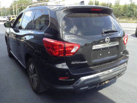 2019 Nissan Pathfinder SV