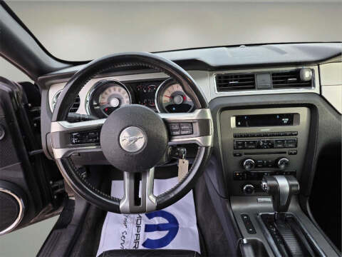 2011 Ford Mustang V6 Premium