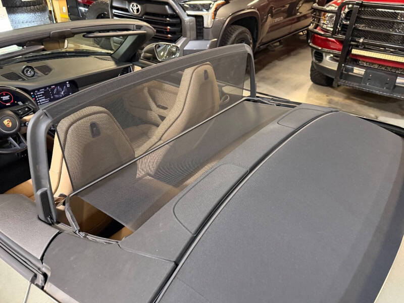 2023 Porsche 911 Carrera