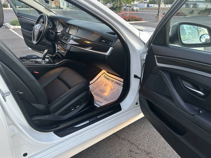 2013 BMW 5 Series 528i