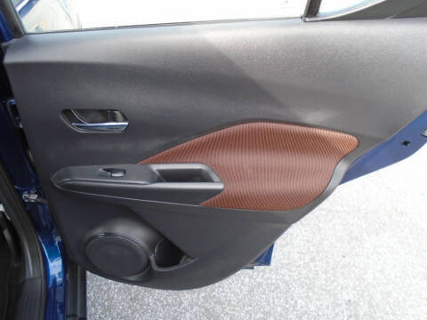 2019 Nissan Kicks SR