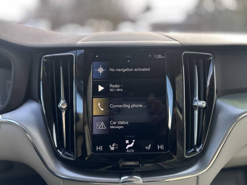 2019 Volvo XC60 T5 Momentum