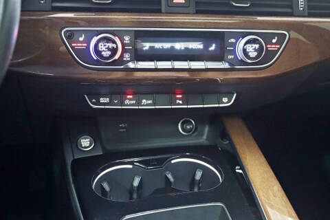 2022 Audi A4 quattro Premium 40 TFSI