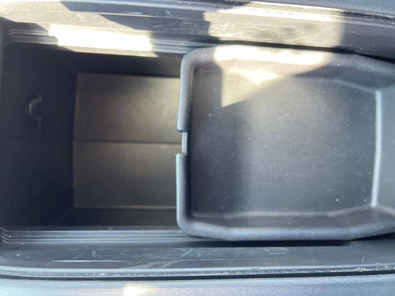 2023 Toyota Highlander Hybrid LE