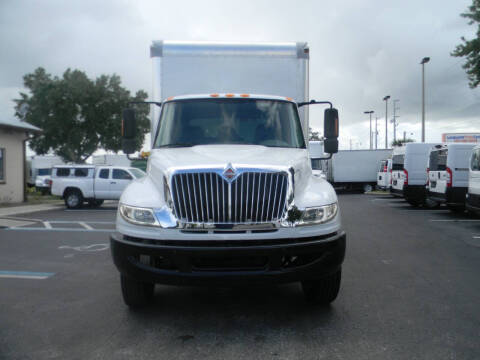 2019 International DuraStar 4300