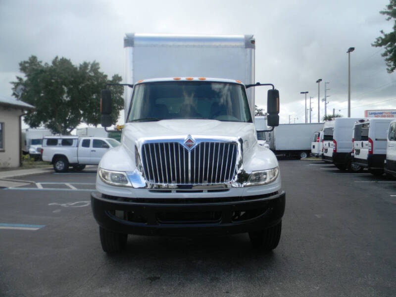 2019 International DuraStar 4300