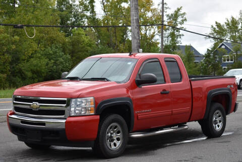 2009 Chevrolet Silverado 1500 for sale at GREENPORT AUTO in Hudson NY