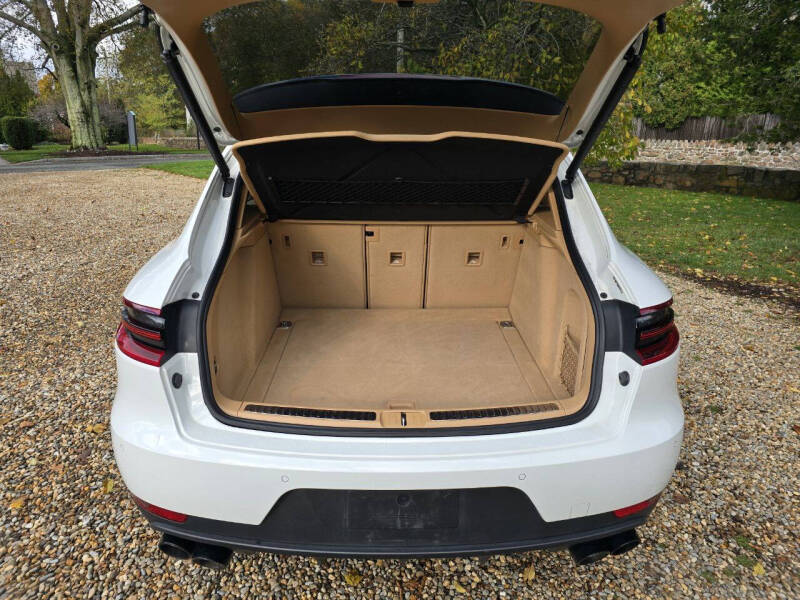 2017 Porsche Macan S